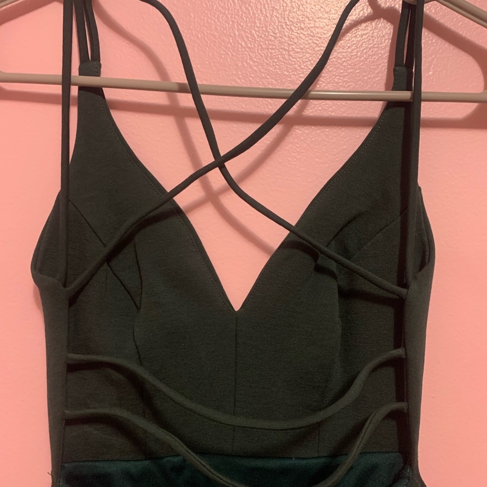 green open back dress Size: XS - Picture 2 of 4